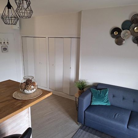 Appartement F2 Centre-Ville Issoire Avec Jolie Vue ภายนอก รูปภาพ